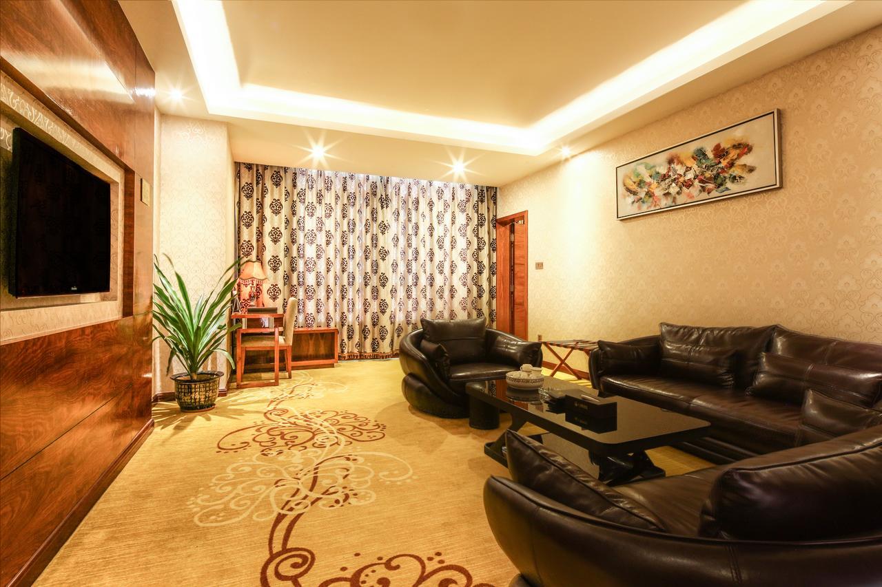 Oubon International Hotel Kanton Exterior foto