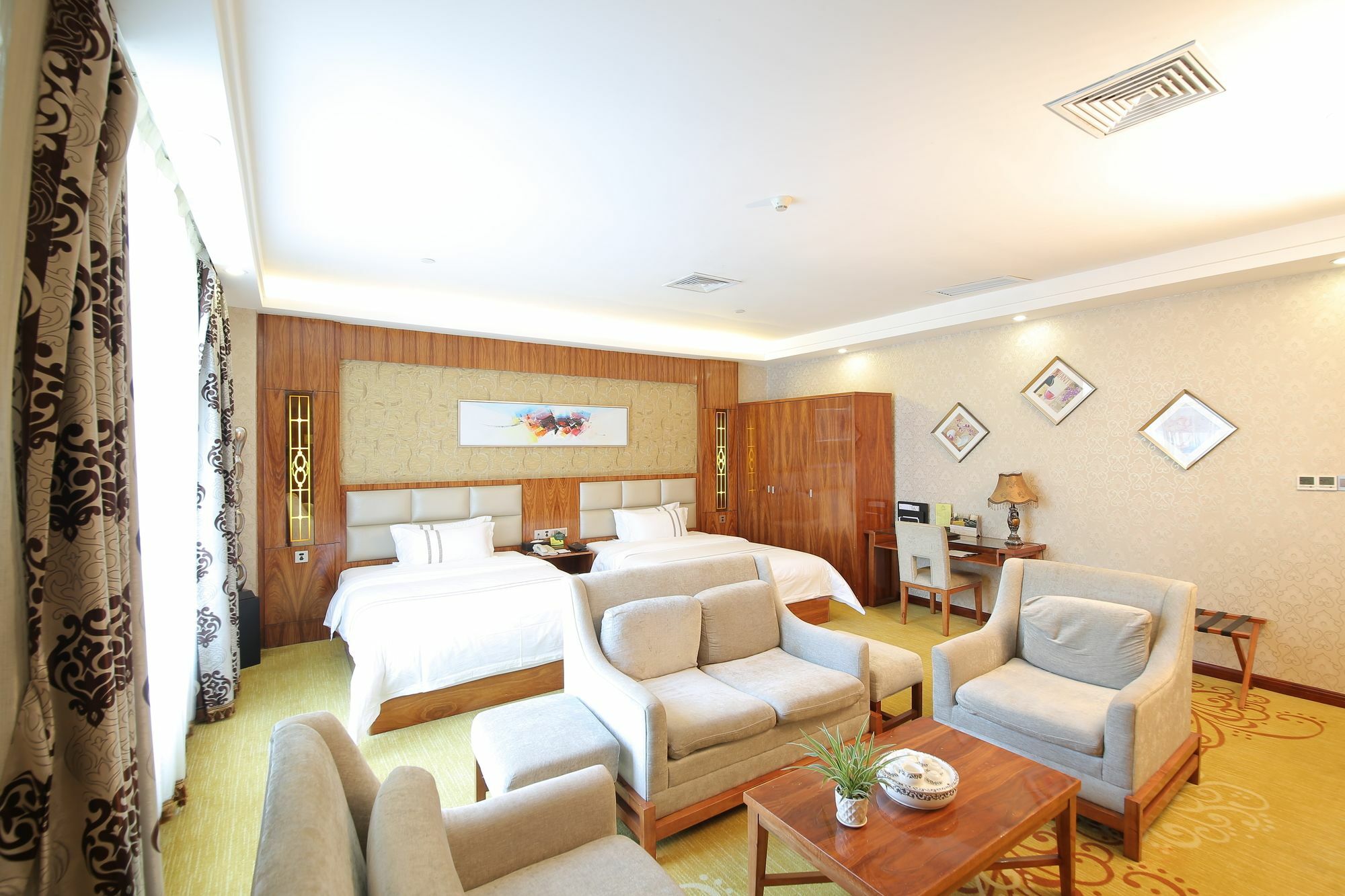 Oubon International Hotel Kanton Exterior foto